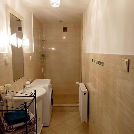 Corner Apartament Pilsudskiego - 5 Min Od Dworca Glownego - Main Railway Station *